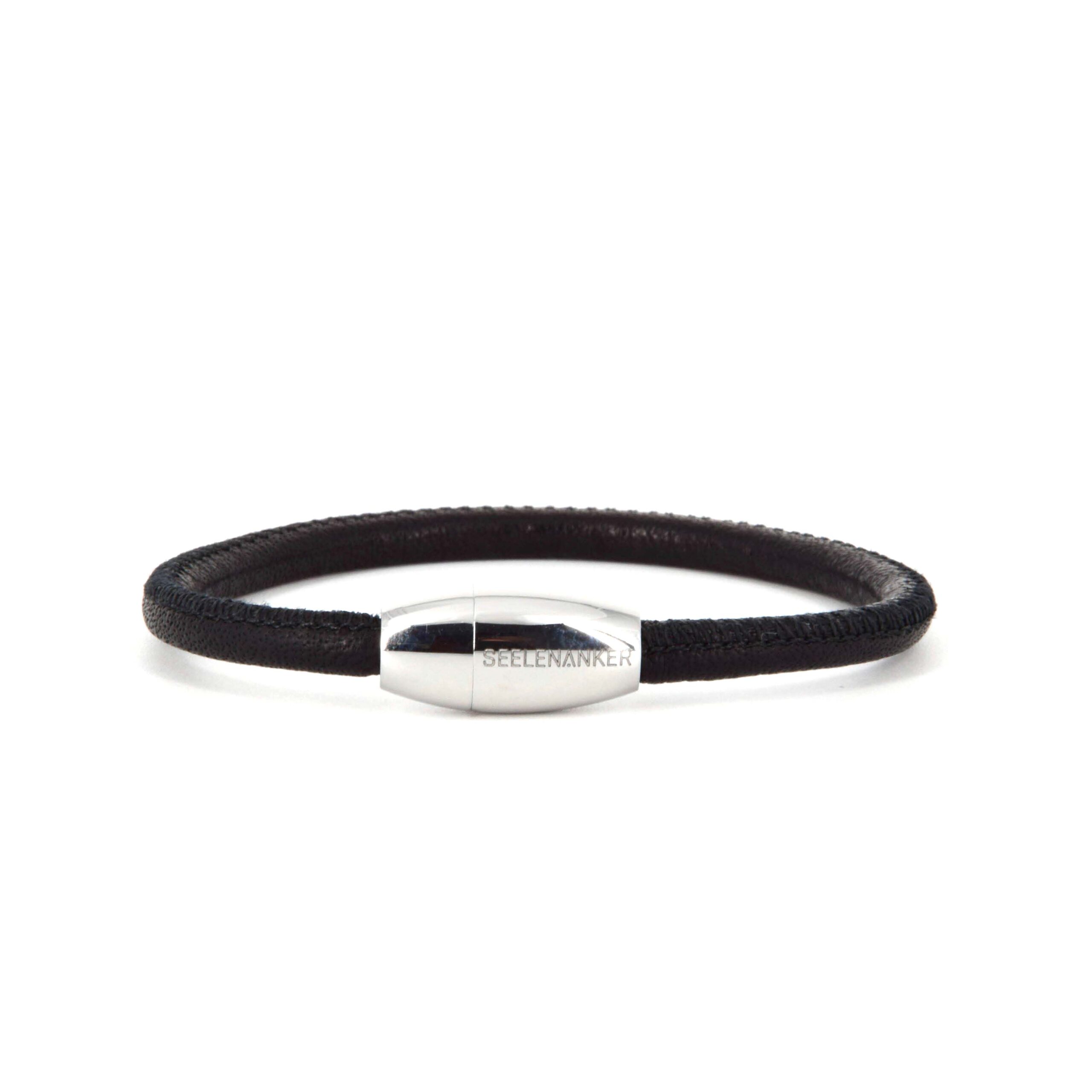 Lederarmband schwarz, handgefertigt, Bio-Nappaleder 4mm einfachgewickelt-Magnetverschluss Schwarzes Lederarmband aus Bio-Nappaleder, handgefertigt, mit Magnetvberschluss
