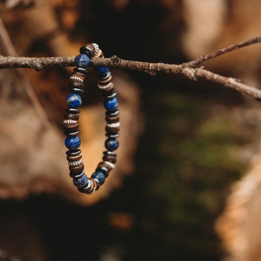 herrenarmband-visionaer herrenarmband-visionaer-lapislazuli-haematit-holz